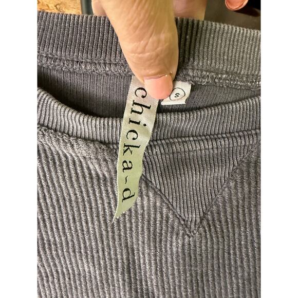 Chika-D Grey Crop Crew Neck - Picture 3 of 5